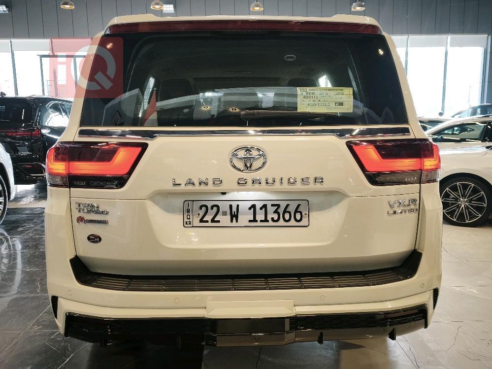 تويوتا لاندكروزر